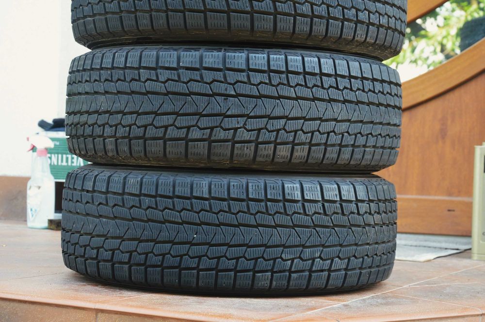 Зимові шини комплект Нові 2025 Yokohama IceGuard iG53 215/60 R16