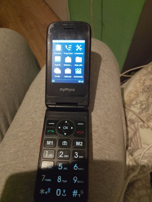 Telefony komurkowe