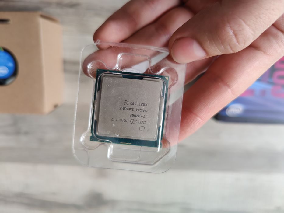 CPU Intel Core i7 9700F CPU Процессор Intel Core i7-9700F 3.0GHz/8GT/s/12MB