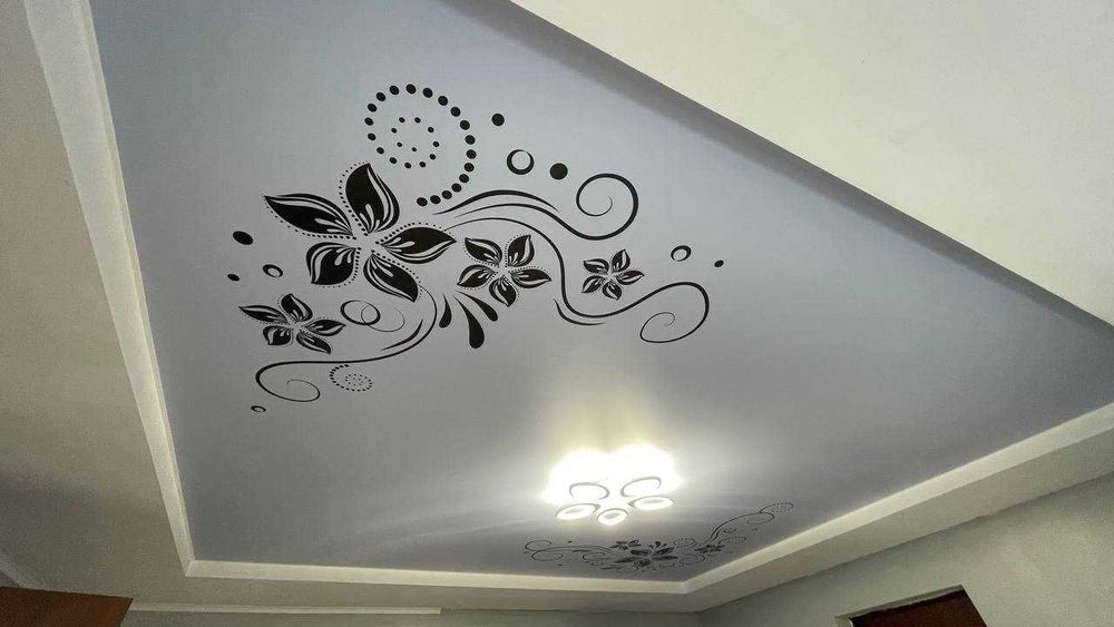 ОСТРІГ Натяжні стелі сатинові матові глянцеві парящі стелі потолок