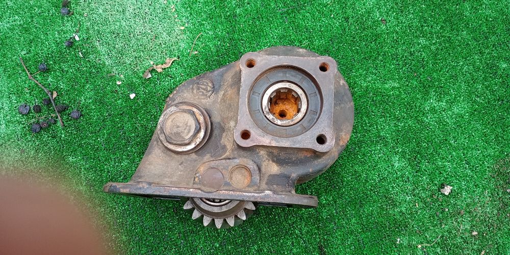 Гідравлика сканія,коробка відбору потужності до КПП GRS 900  920 890