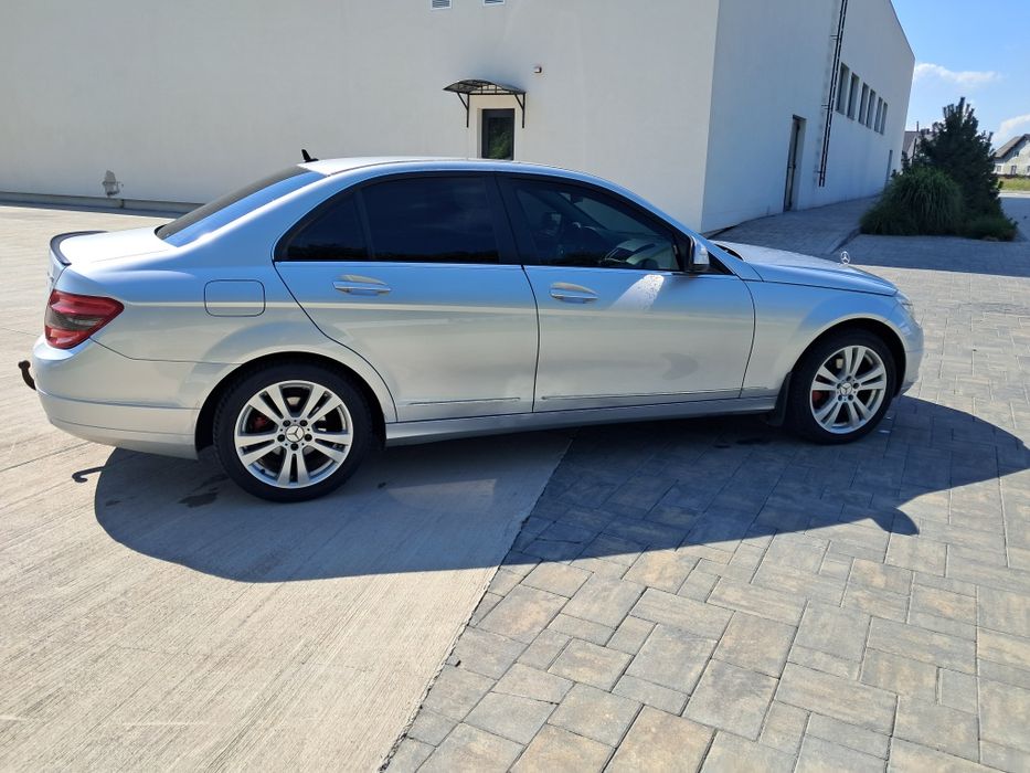 Mercedes-Benz C-Class 2008 VIN WDD2040461A175744 фото оголошення 4 з 6