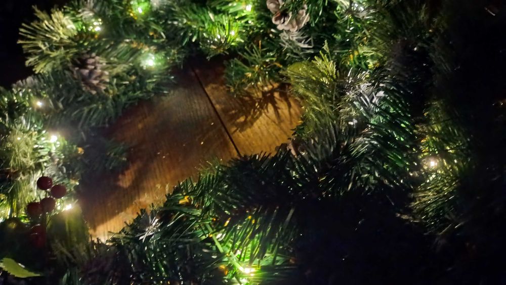 Світлова на батарейках 2,7м різдвяна хвойна гірлянда SHareconn