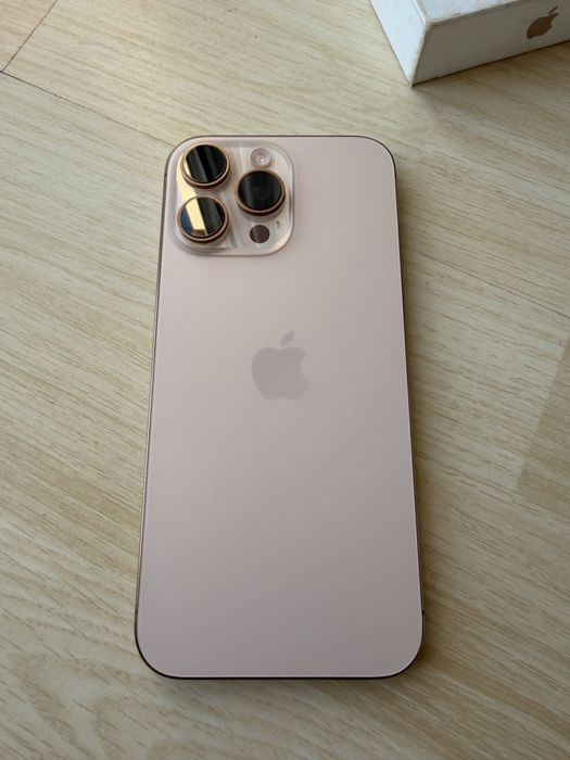 iPhone 16 Pro Max + EXTRAS