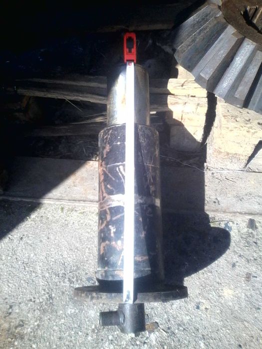 Пневмоцилиндры ( 2 вида )