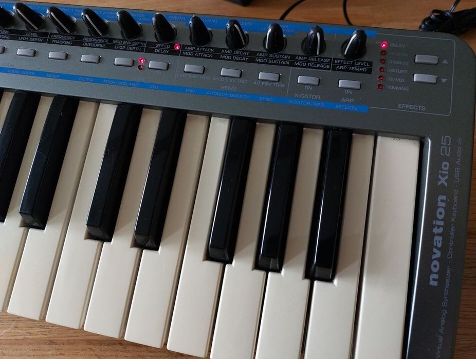 Novation XioSynth25 Sintetizador Interface