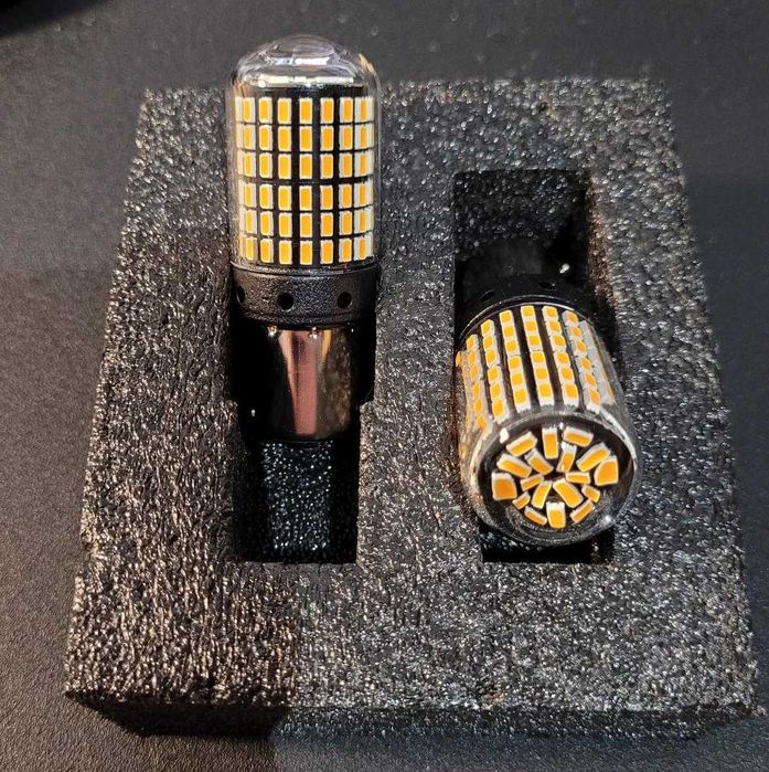 Żarówki LED PY21W - żółte (kierunkowskazy)
