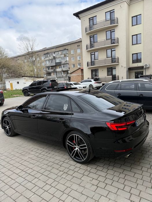 Продам Audi a4 b9