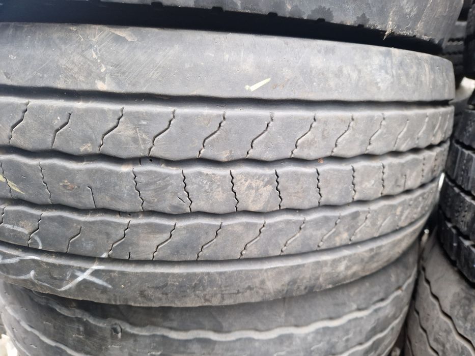 Opony przody 245 70 r17.5 continental
