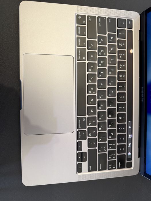 Macbook pro M1 13” 8/256