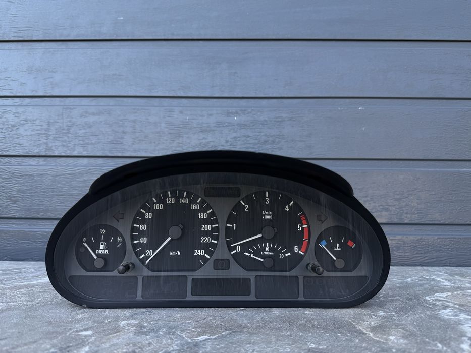 BMW E46 приборка спідометр е46 Панель Приборів Механіка Дизель М47н М47 6 910 277