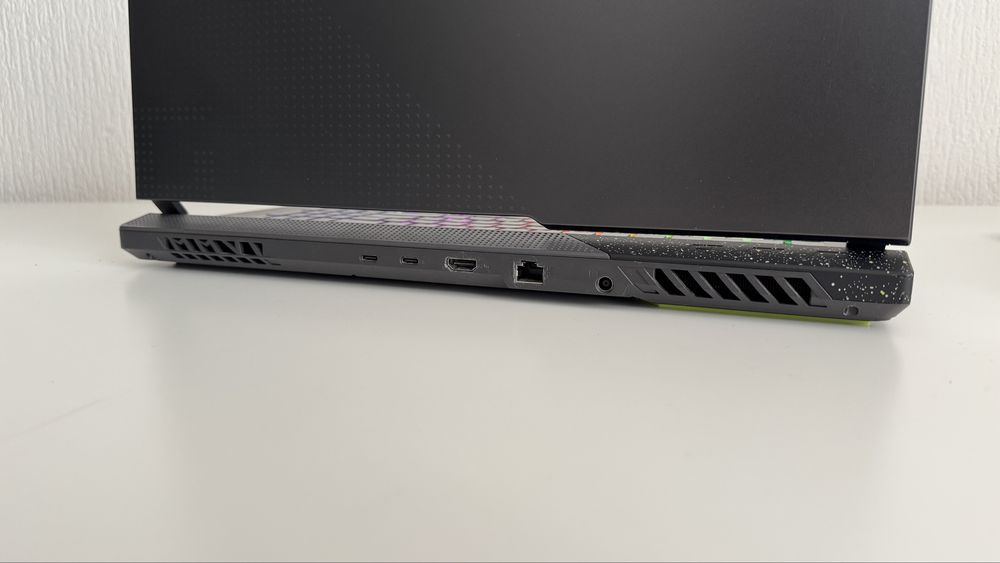 Asus ROG Strix G17 R7-6800HS 16GB DDR5 512GB m.2 laptop do gier 17.3" 144Hz