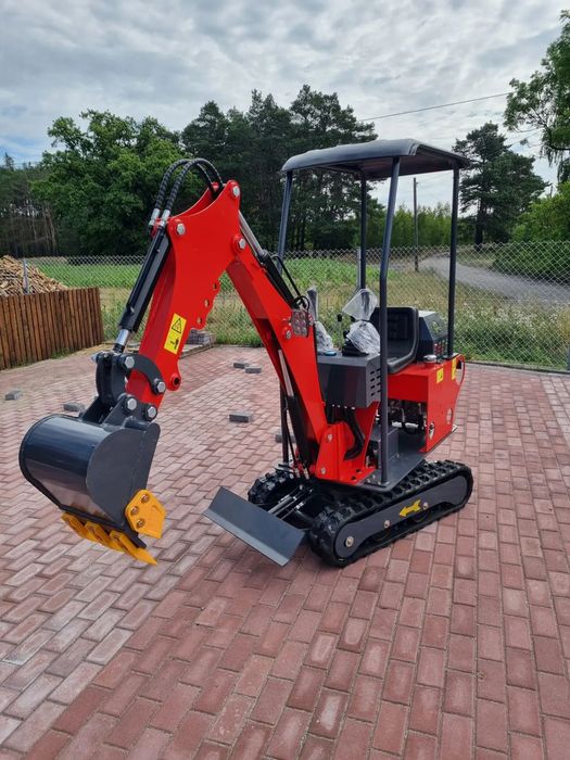 CY-10  Minikoparka Cyroco CY-10 1000 kg