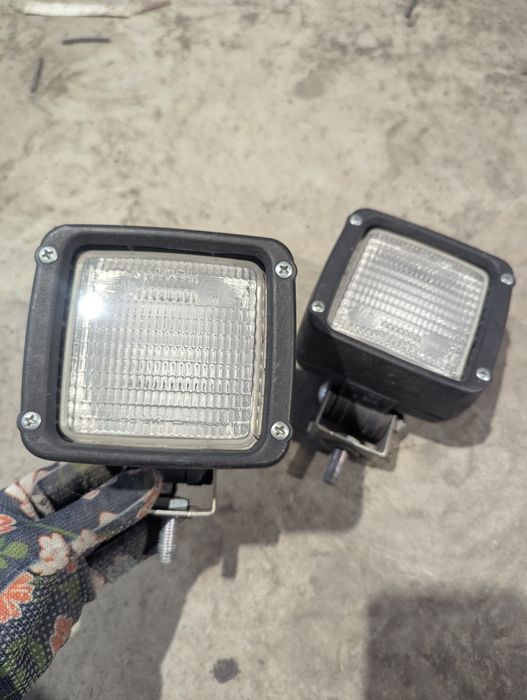 Lampa szperacz dwie