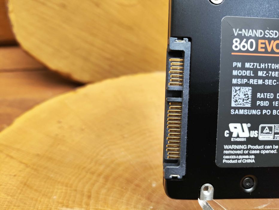 Dysk Ssd Samsung 860 Evo 1Tb Sata III 2.5 MZ-76E1T0 1000Gb V-NAND 3bit MLC