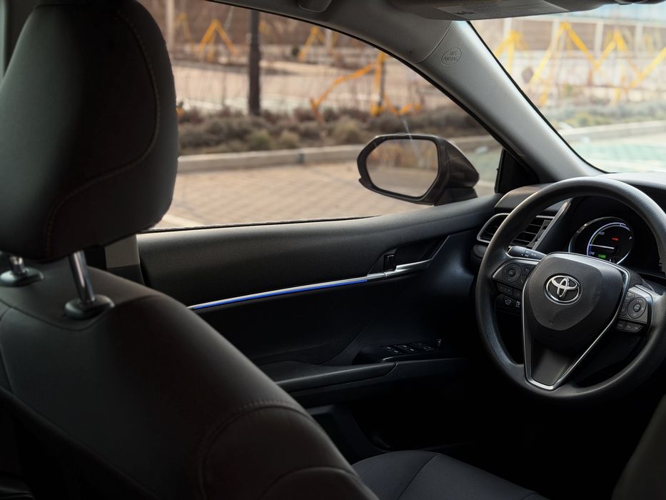 Toyota Camry 2.5 Hybrid