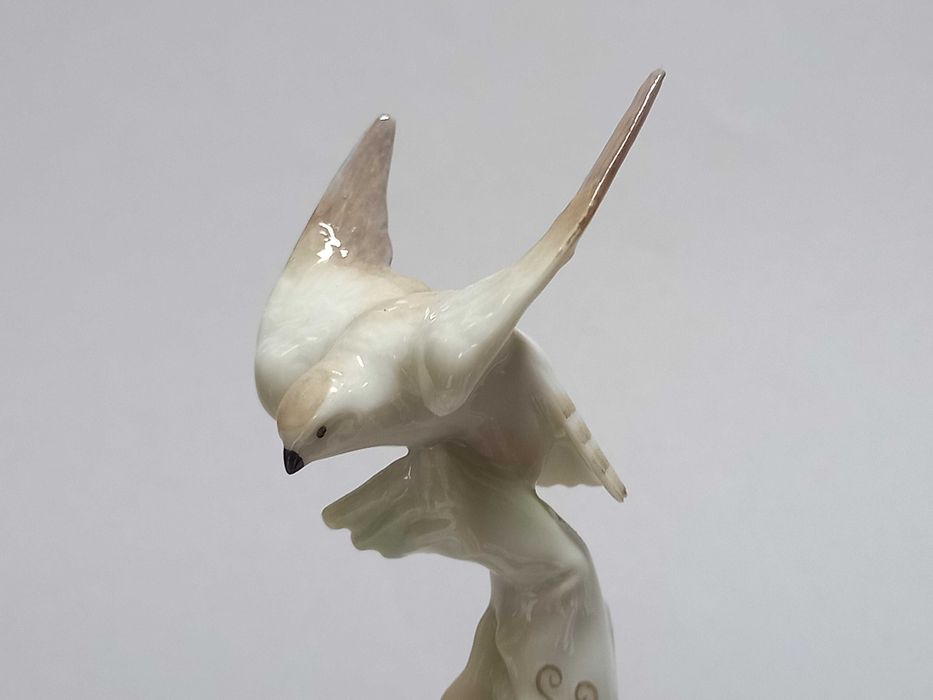 Sokolniczka, figurka Hutschenreuther, proj. H. Achtziger