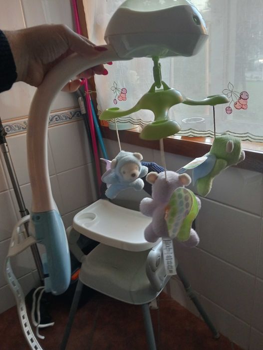 Mobile de bebé como novo