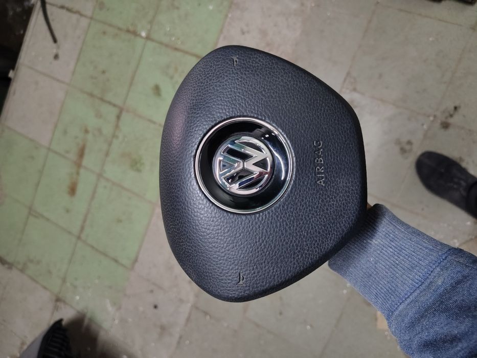 Подушка безпеки airbag в кермо водійська vw tiguan тігуан тигуан 2 2018-2021 allspace розборка, шрот / Подушка безопасности airbag в руль водительская
