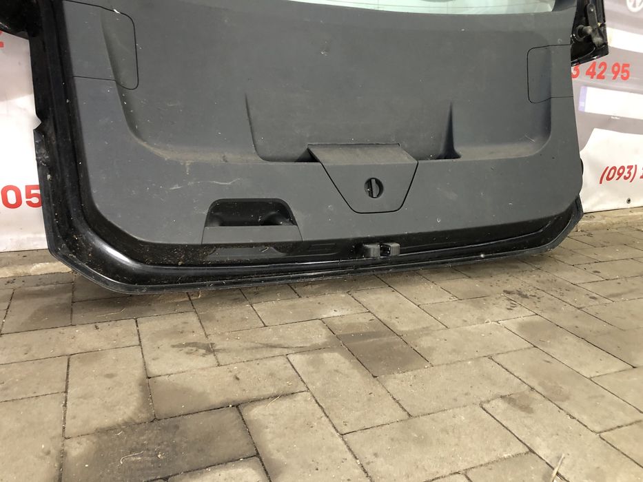 Ляда Touran 15- задняя крышка багажника дверь Туран Тоуран задня дверь