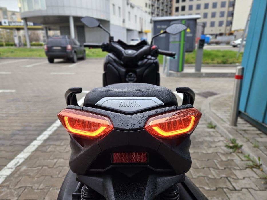 Максі скутер Yamaha Xmax 250 з Японії