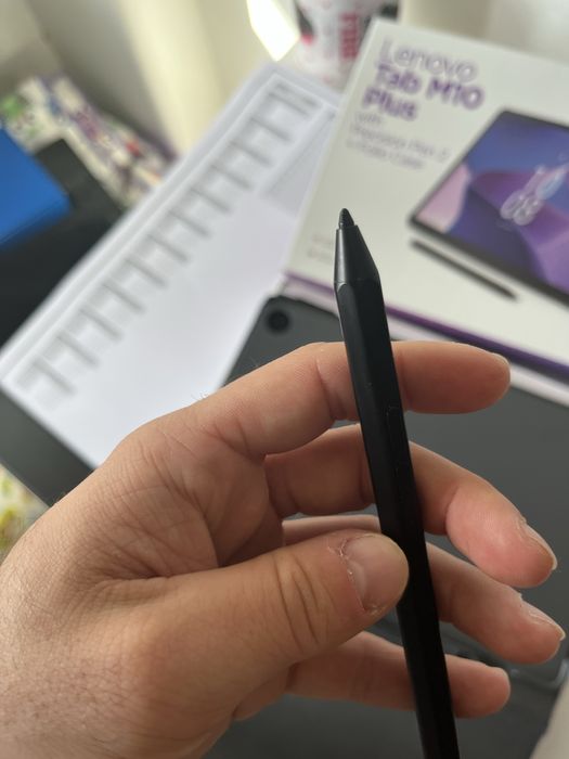 Tablet Lenovo M10 Plus com Caneta e Capa