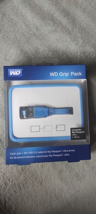 Чохол-бампер Western Digital Grip Pack для зовнішніх HDD 2.5" WD My Passport Ultra 1TB Sky (WDBZBY0000NBL-EASN)
