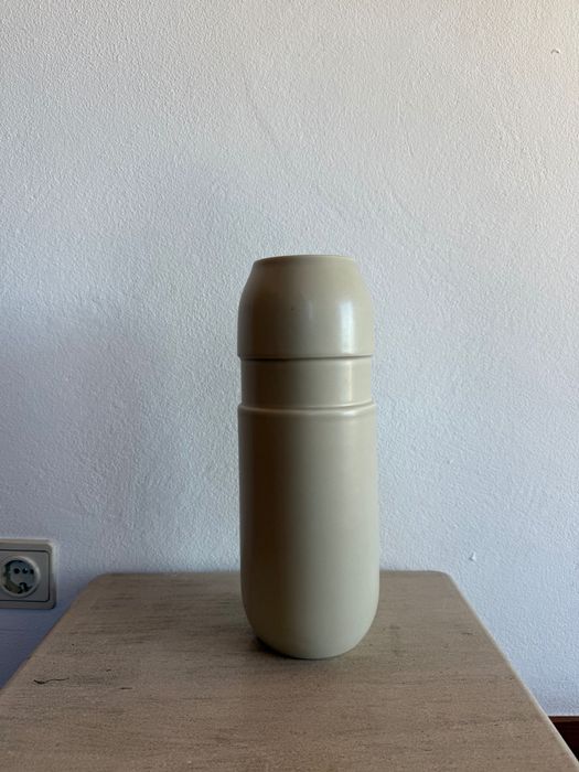 Vaso em grés, branco