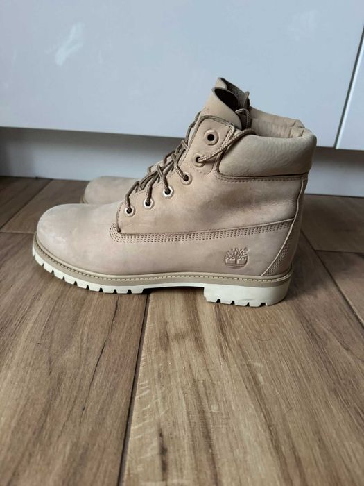 beżowe skórzane Timberlandy 6 Inch wodoodporne