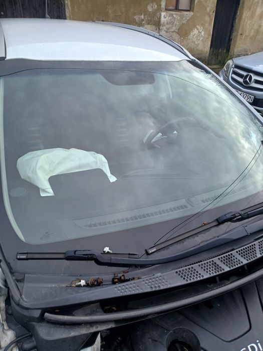 Szyba czołową kia ceed 2 sensory 2013r