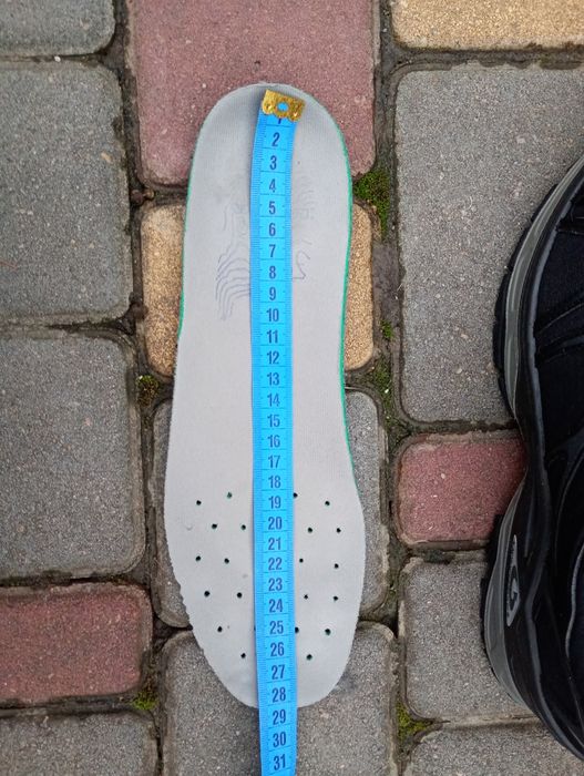 Кроссовки Lowa Gore tex 44