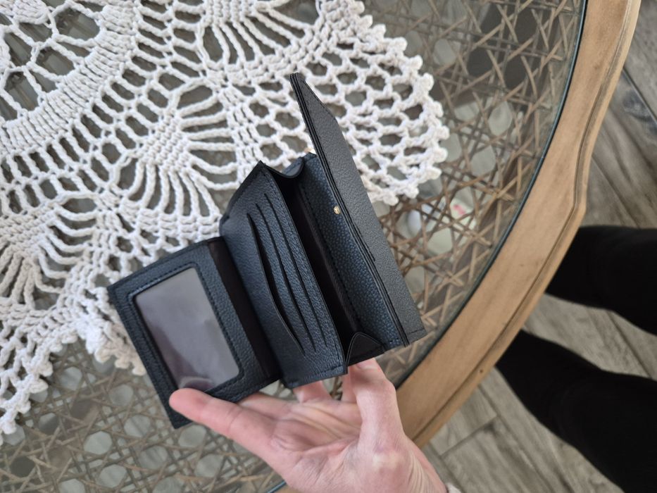 Nowy portfel z eko skóry