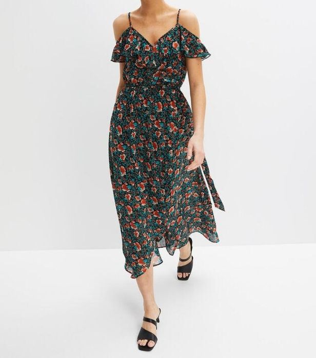 Nowa sukienka kwiaty 48