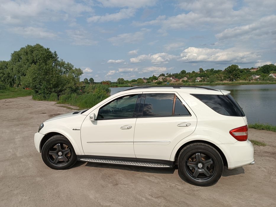 Продаж дуже гарного мерсіка