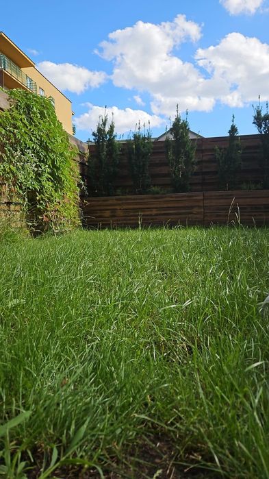 2 pok z ogrodem i tarasem