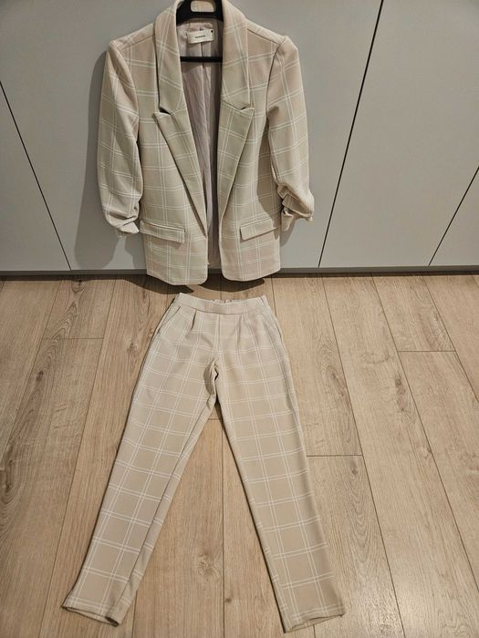 Garnitur Reservet, góra rozm. S,, spodnie rozm. M