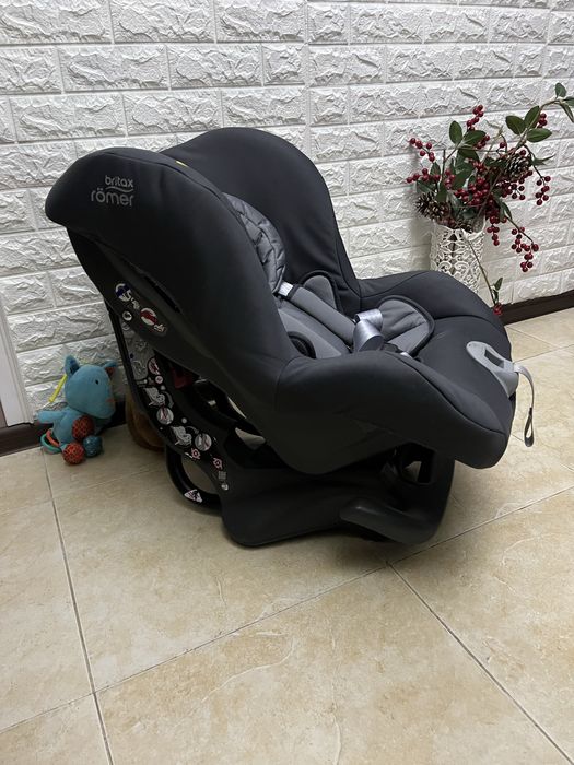 Автокрісло Britax Romer First Class Plus Група 0+/1 (0-18кг)