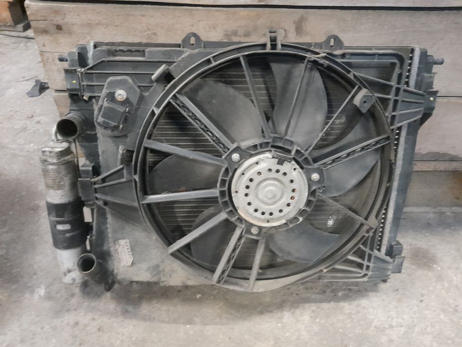 Renault Thalia II chłodnica wody/klimatyzacji
