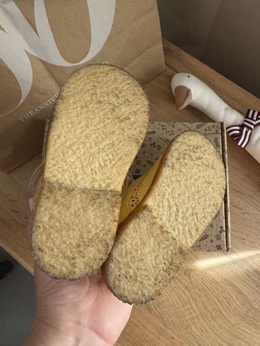 Лимонні лаковані черевики на липучках WHEAT