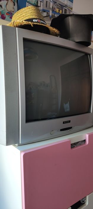TV bluesky cinzenta