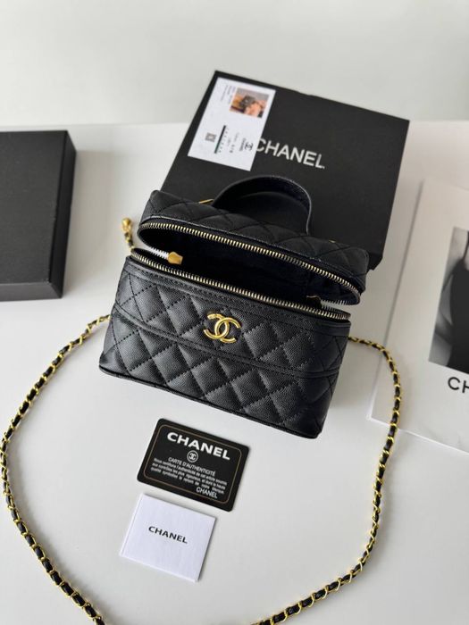 Сумка Chanel Vanity Long Black, шкіряна чорна жіноча сумка шанель, бочонок