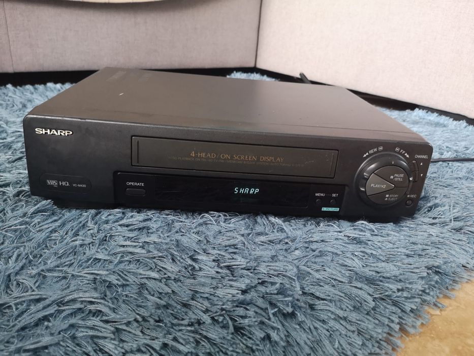 Sharp - Leitor/gravador vídeo cassetes VHS