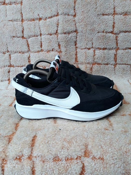 Кроссовки Nike Waffle Debut