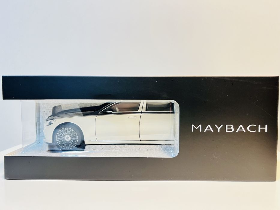Mercedes-Benz Maybach X223 kolor czerno-biały Norev 1/18 full open