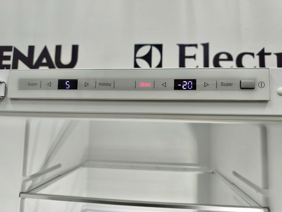 Вбудований двокамерний холодильник Neff Siemens hyperFresh plus, Germany, A+++