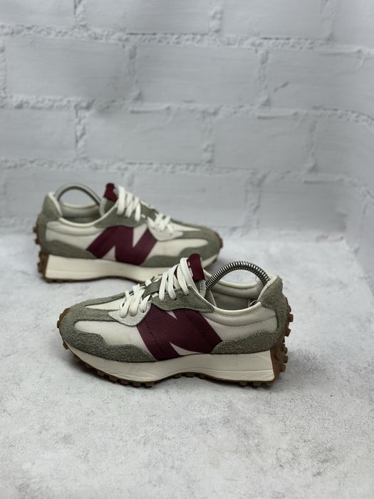 ガルーラ Жіночі кросівки New Balance 327 36p: 959 грн. - Інші кросівки