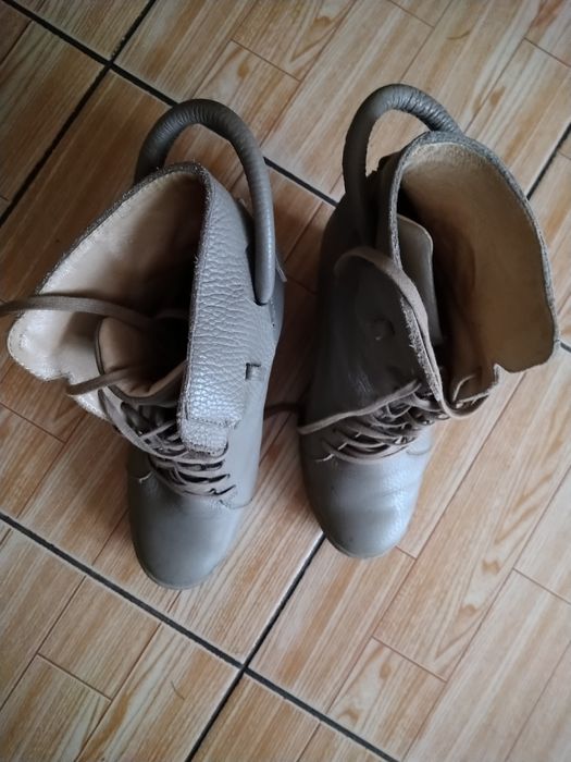 Buty damskie Badura 39 beżowe skórzane