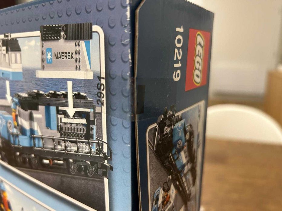 LEGO 10219 Maersk Train