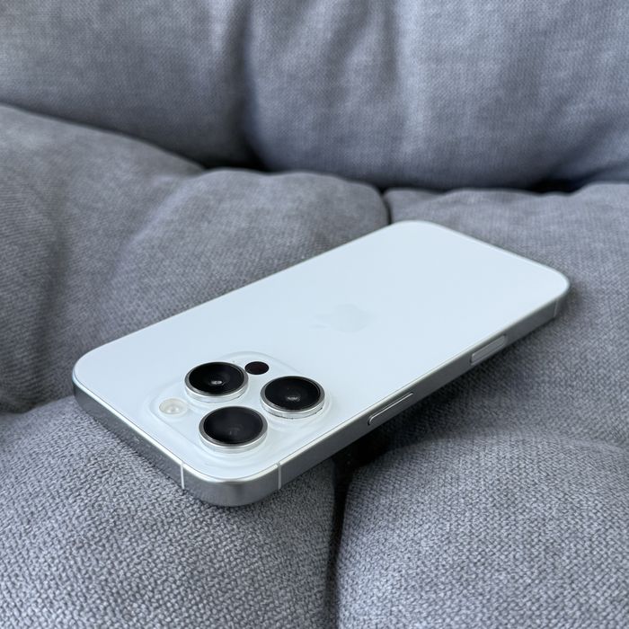 Apple iphone 16 Pro 256 White
