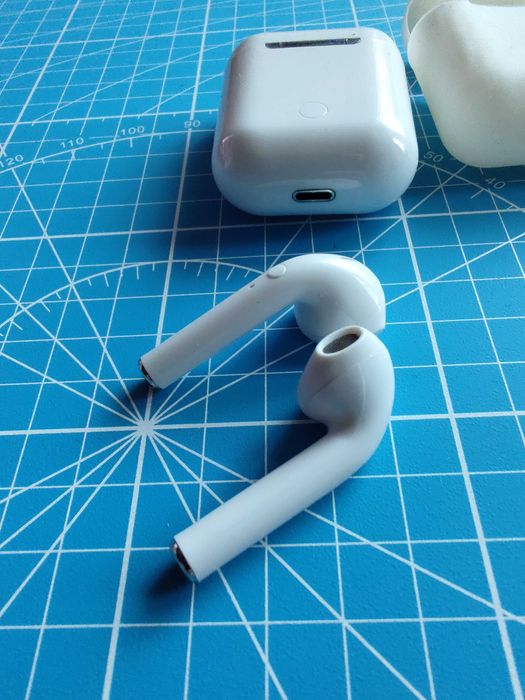 Słuchawki bezprzewodowe bluettoth z Apple lightning + etui